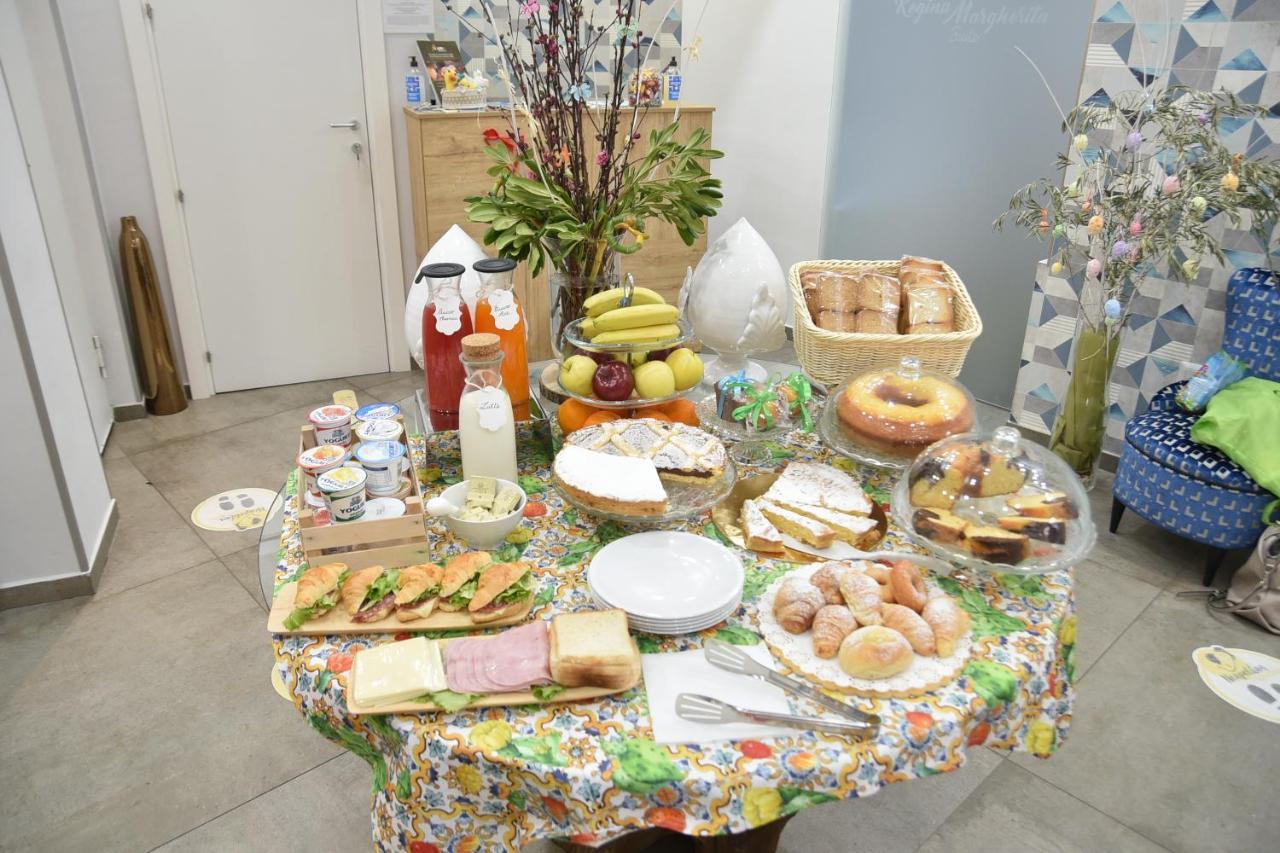 Regina Margherita Suite Napoli Esterno foto