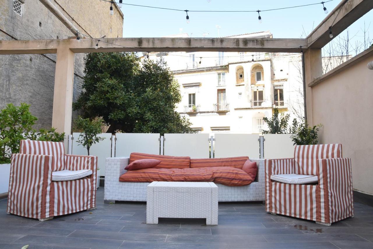 Regina Margherita Suite Napoli Esterno foto
