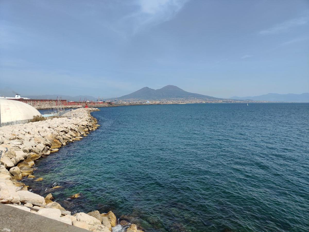 Regina Margherita Suite Napoli Esterno foto