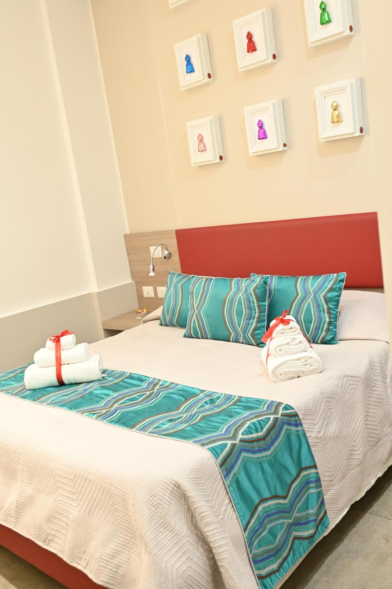 Regina Margherita Suite Napoli Esterno foto
