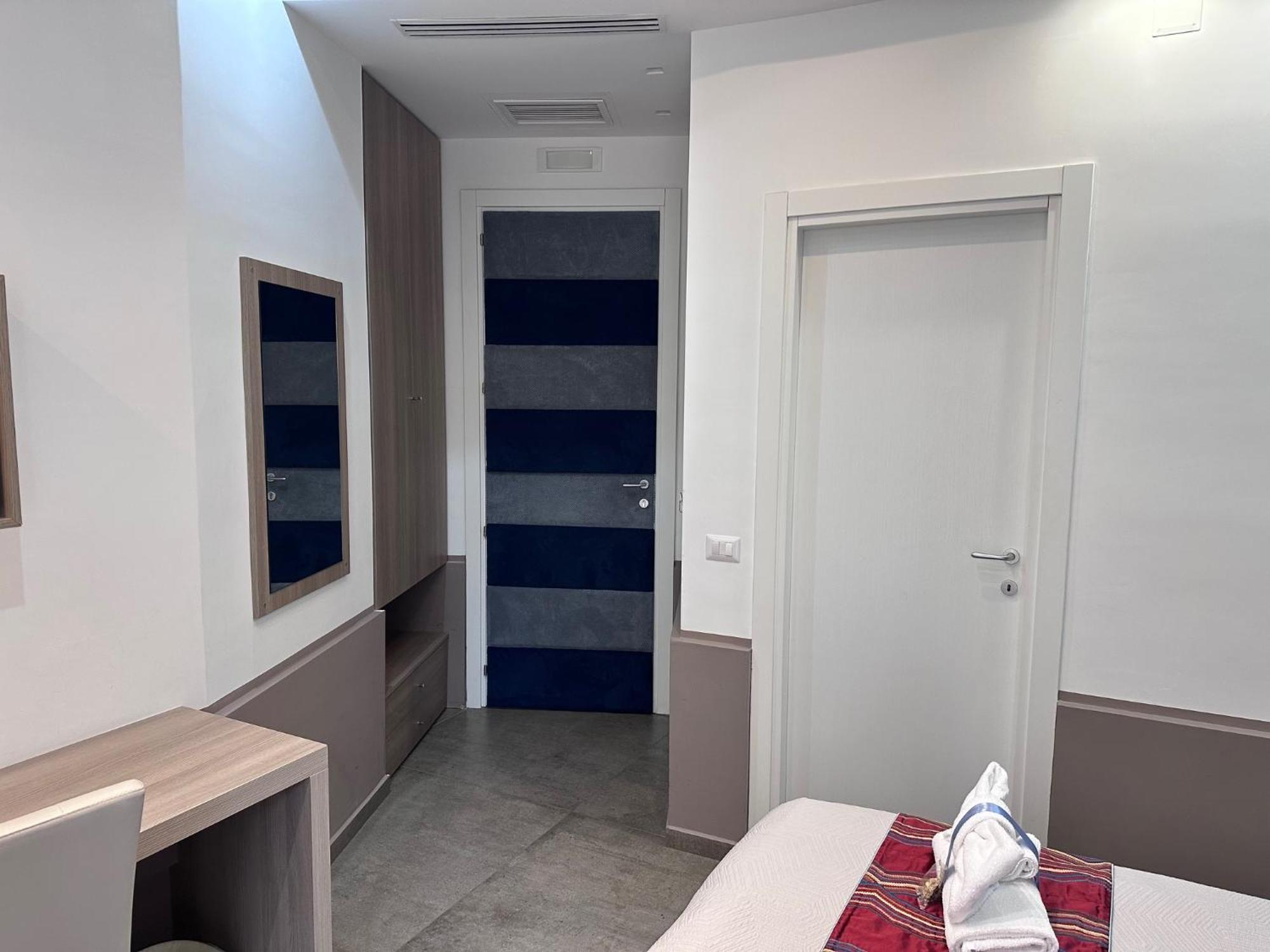 Regina Margherita Suite Napoli Esterno foto