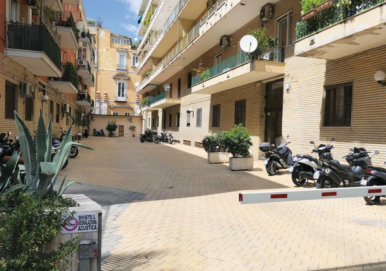 Regina Margherita Suite Napoli Esterno foto