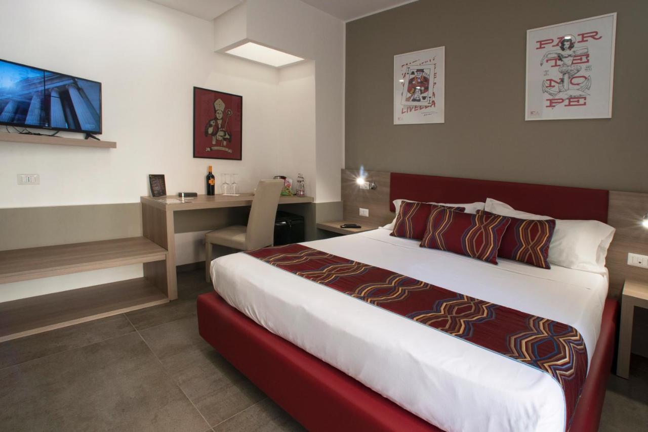Regina Margherita Suite Napoli Esterno foto